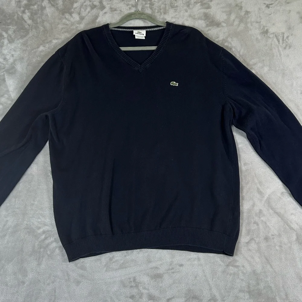 Lacoste men’s v- neck navy blue pullover cotton sweater - Picture 3 of 10